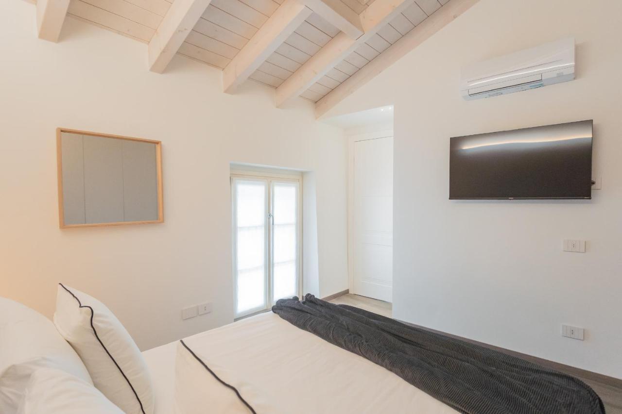 Muralto'S Nest By Rent All Como Exterior photo